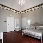 Gli Specchi Di Archimede Bed and breakfast 3*