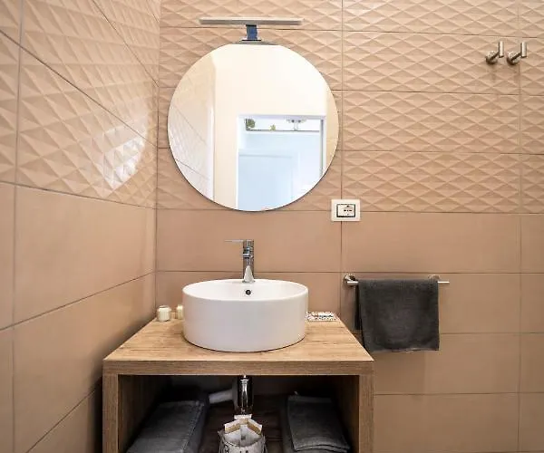 Alojamento de Acomodação e Pequeno-almoço Gli Specchi Di Archimede 3*